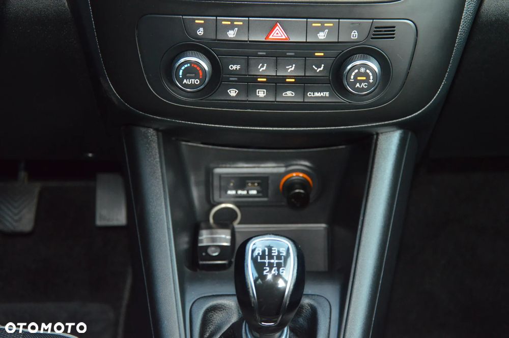 Kia Venga 1.6 CVVT Dream Team Edition - 23