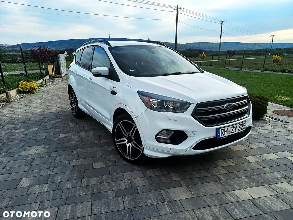 Ford Kuga 2.0 TDCi 2x4 ST-Line - 10