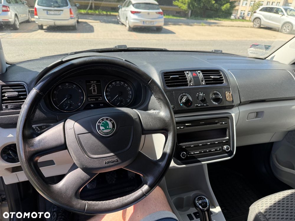 Skoda Roomster 1.4 16V Comfort - 10