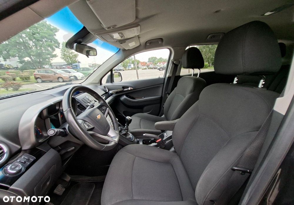 Chevrolet Orlando - 20