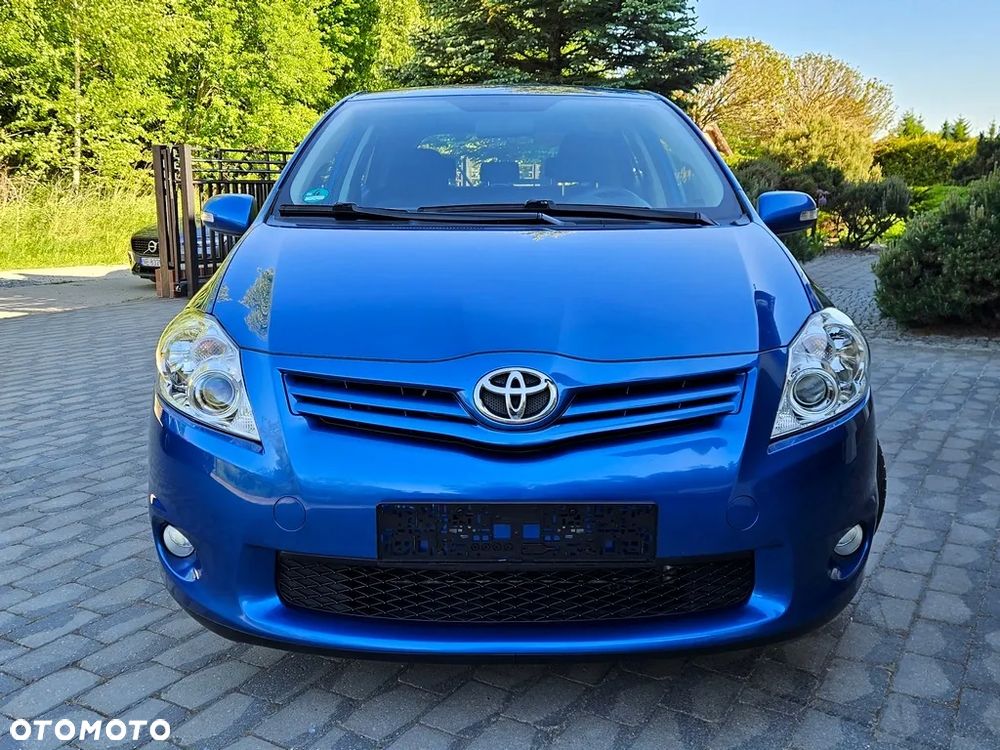 Toyota Auris - 10