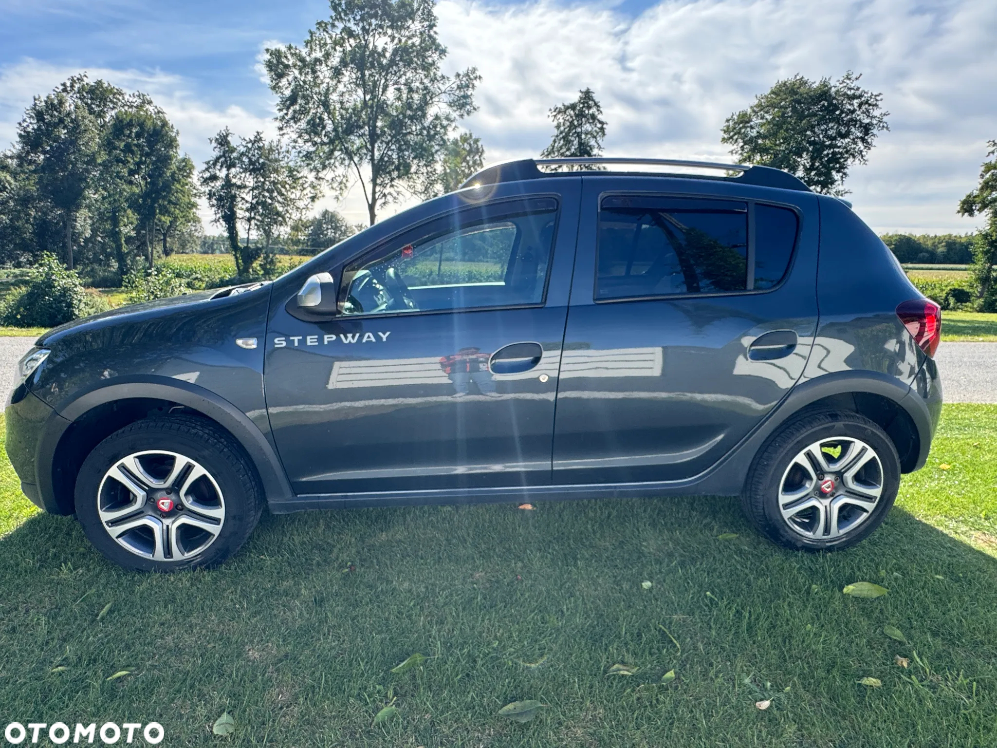 Dacia Sandero 0.9 TCe Laureate - 3