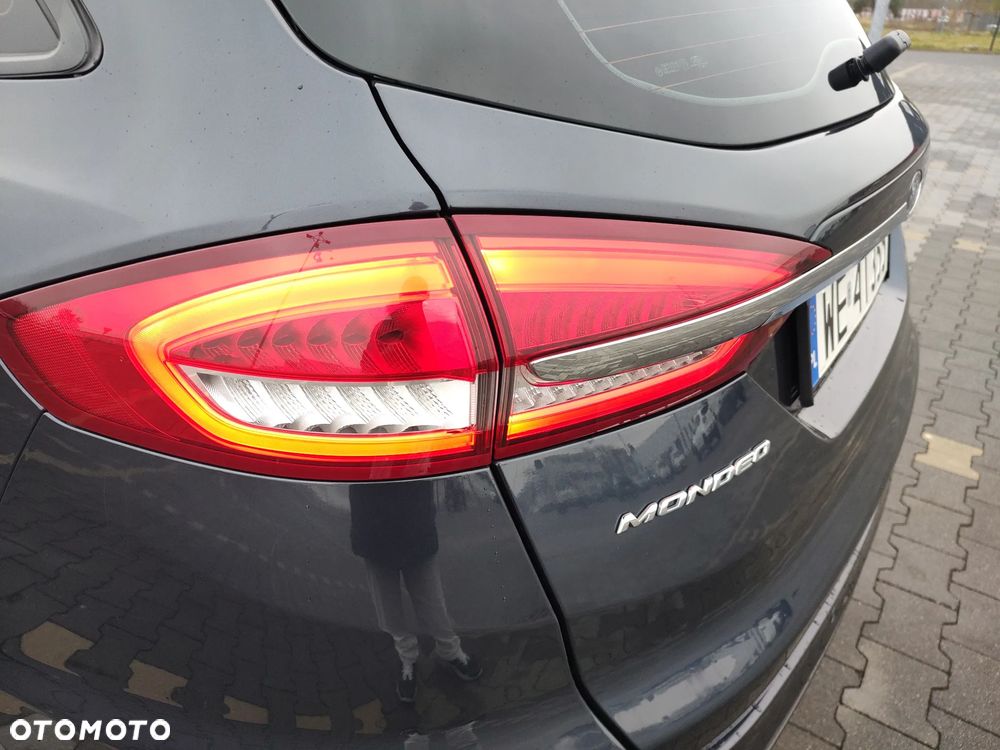 Ford Mondeo 2.0 Hybrid Trend - 15
