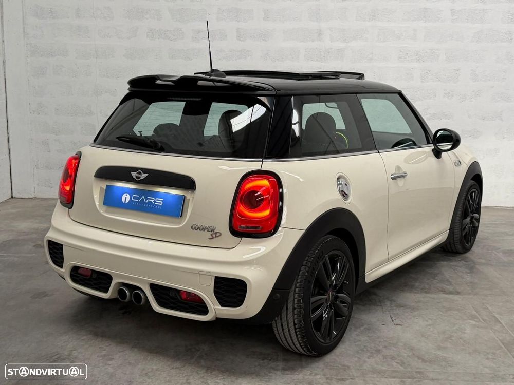 MINI 3 Portas Cooper SD - 10