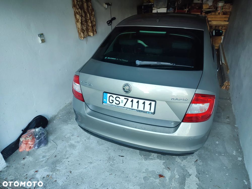 Skoda RAPID 1.2 TSI Ambition - 2