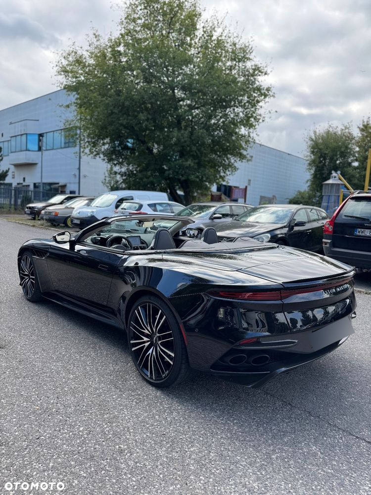 Aston Martin DBS Superleggera Standard - 8