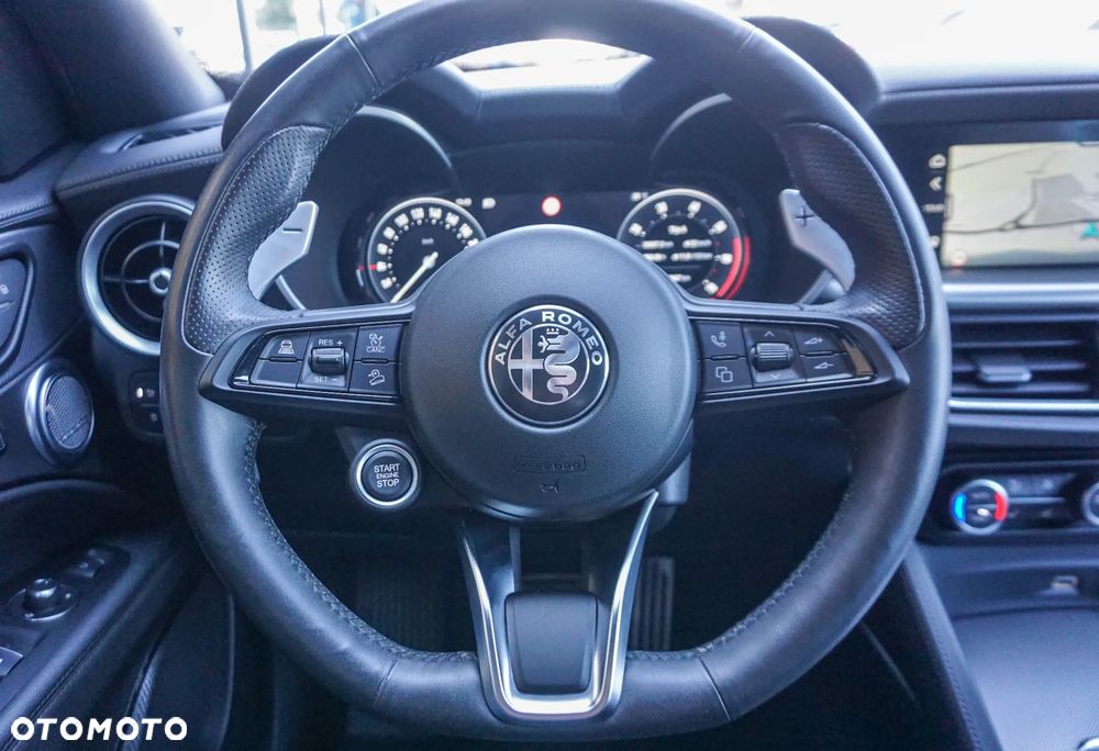 Alfa Romeo Stelvio 2.0 Turbo Veloce Q4 - 11