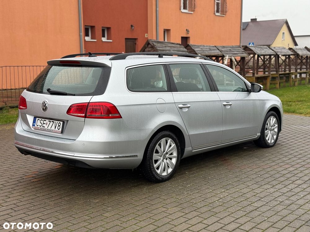 Volkswagen Passat 2.0 TDI DSG BlueMotion Technology Comfortline - 5
