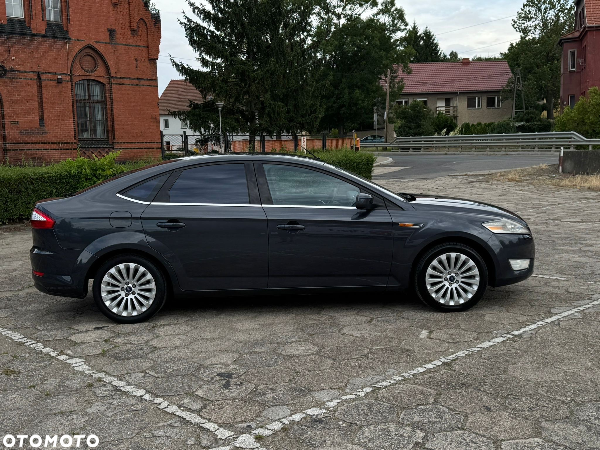 Ford Mondeo 2.0 TDCi Titanium - 4