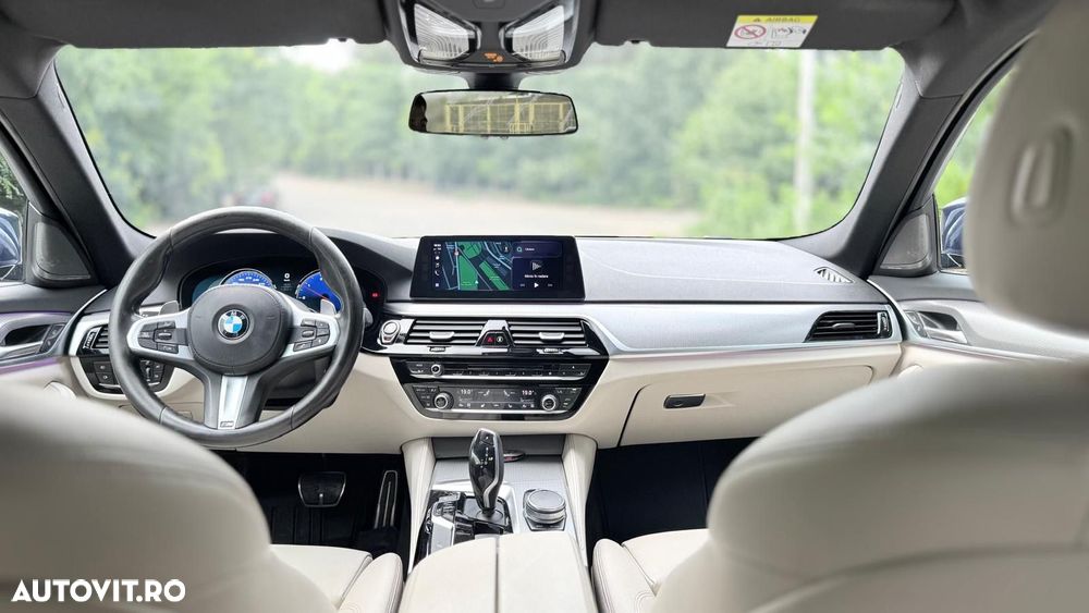 BMW Seria 5 520d xDrive AT - 2