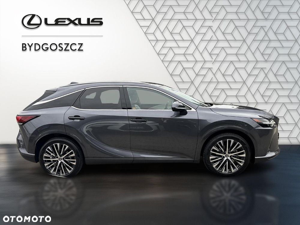 Lexus RX - 8