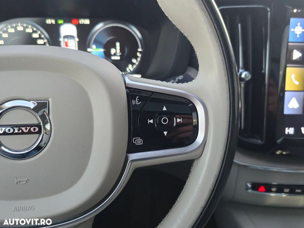 Volvo XC 60 Recharge T8 Twin Engine eAWD Inscription - 20
