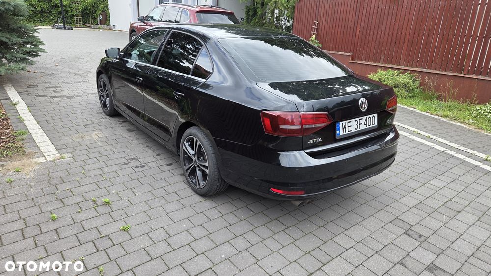 Volkswagen Jetta 1.4 TSI BMT Trendline - 4