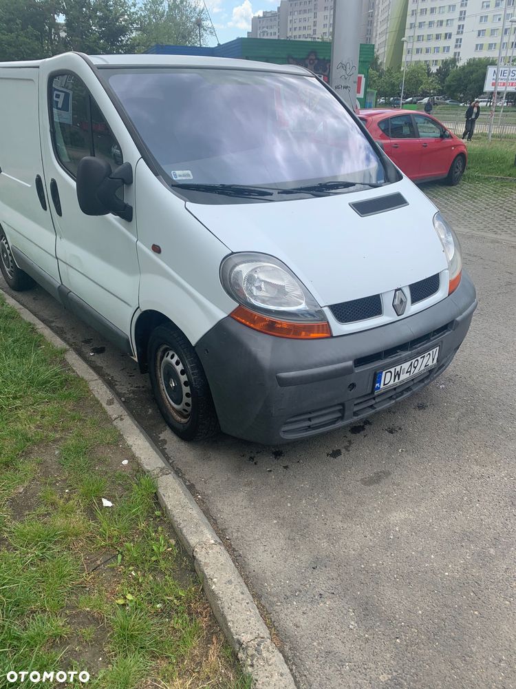 Renault Trafic - 1
