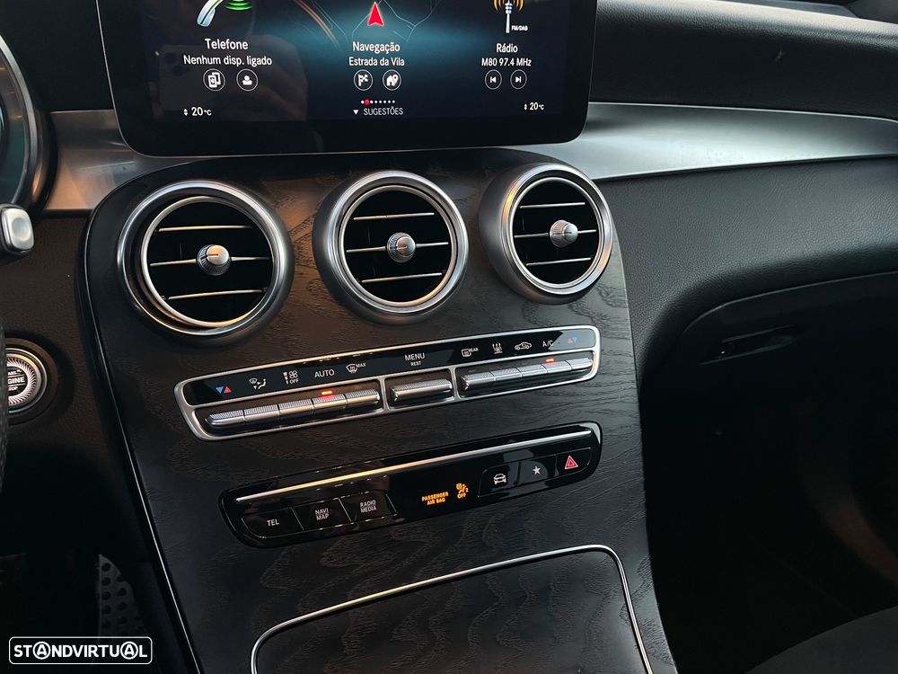 Mercedes-Benz GLC 300 de Coupe 4Matic 9G-TRONIC AMG Line - 32