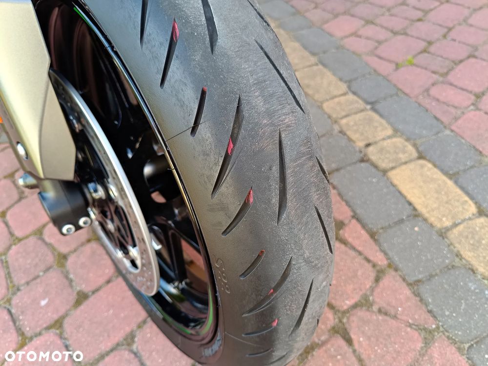Kawasaki Ninja 1000 SX - 20