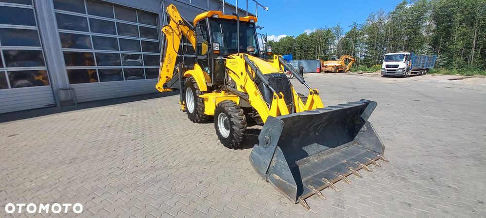 Inny Mahindra VX90 A/C - 4