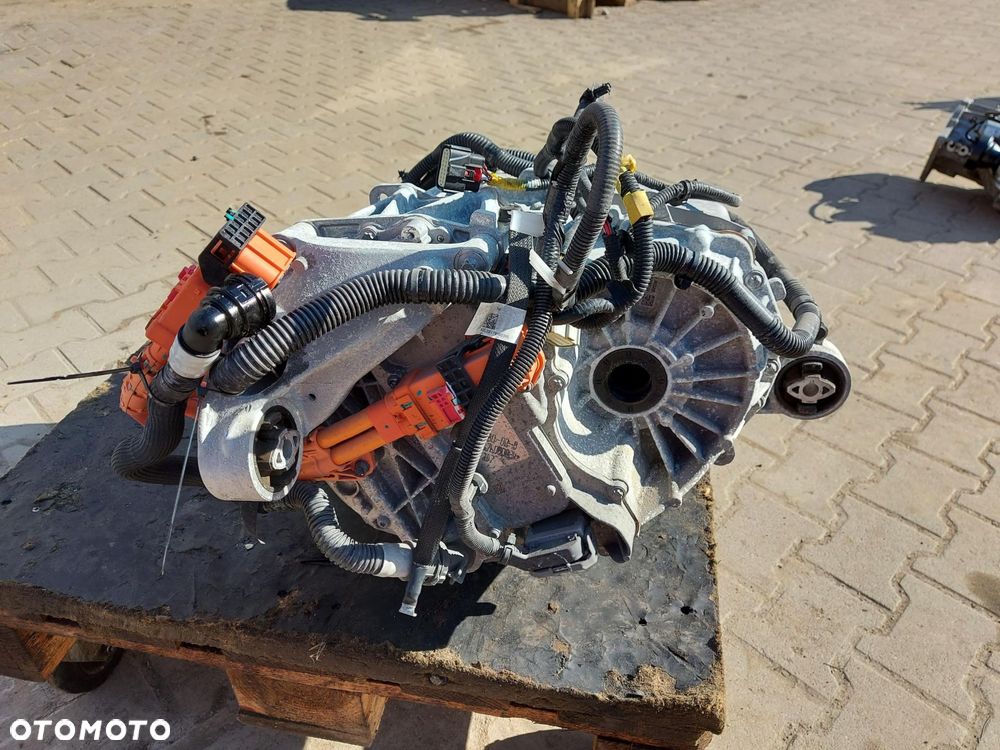 TESLA MODEL Y 2022r SILNIK ELEKRTYCZNY TYŁ DualMotor 1587780-00-B - 3