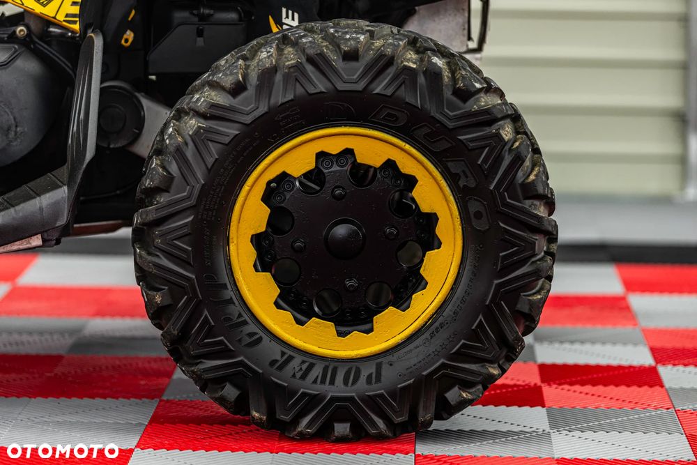 Can-Am Renegade - 11