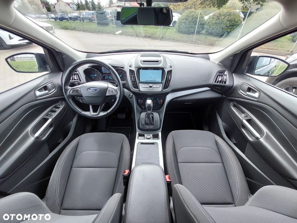 Ford Kuga 2.0 TDCi 2x4 Titanium - 5