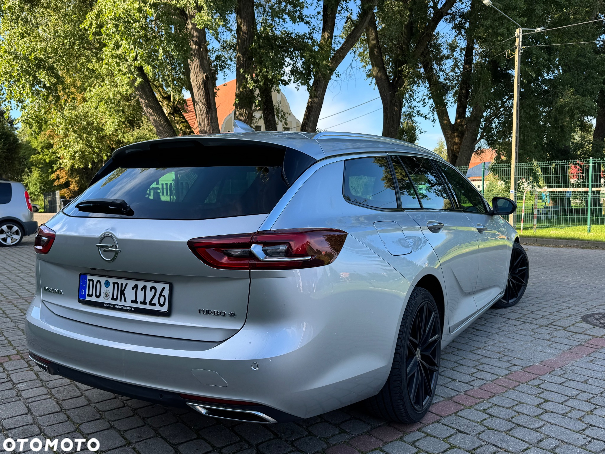 Opel Insignia Sports Tourer 2.0 Direct Inj Trb 4x4 Ultimate Exclusive - 3