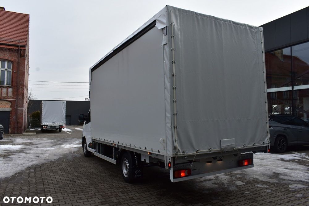 Renault Master - 13