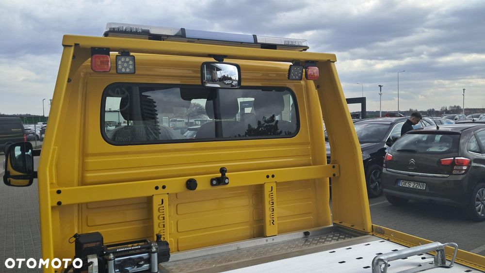 Toyota Proacemax - 16