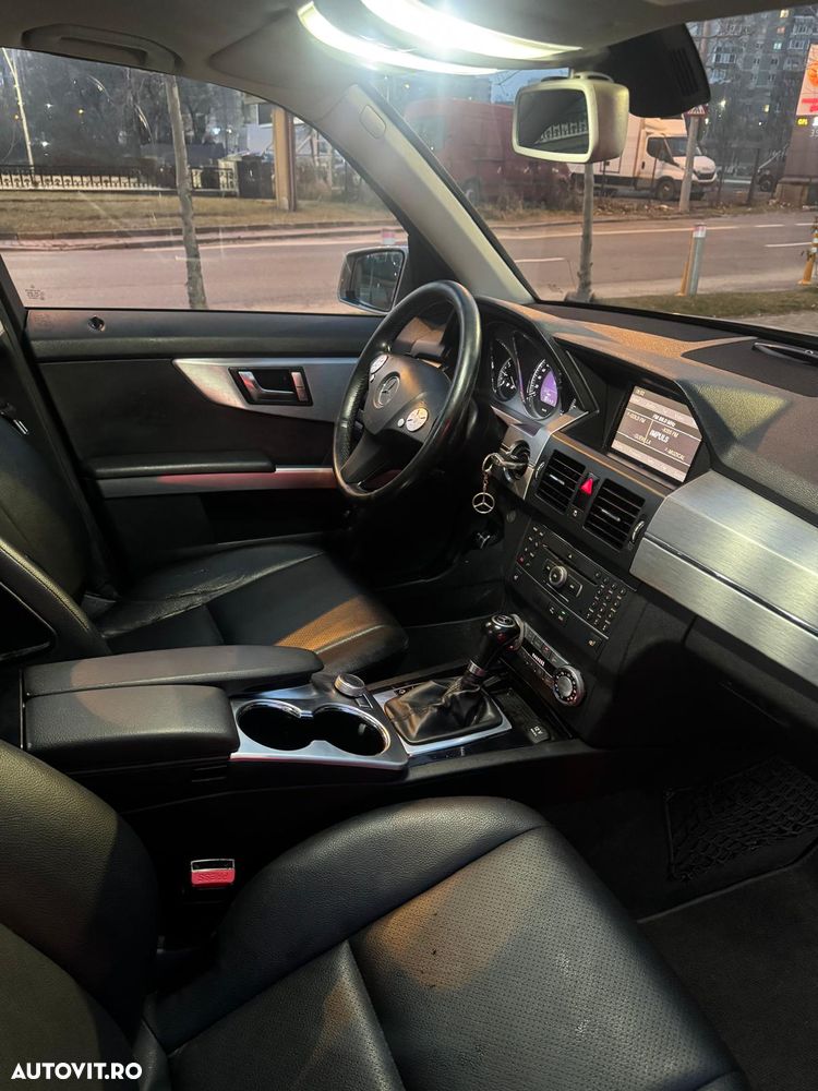 Mercedes-Benz GLK 250 CDI DPF 4Matic BlueEFFICIENCY 7G-TRONIC SPORT EDITION - 18