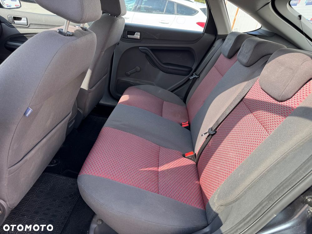Ford Focus 1.8 Connection - 7