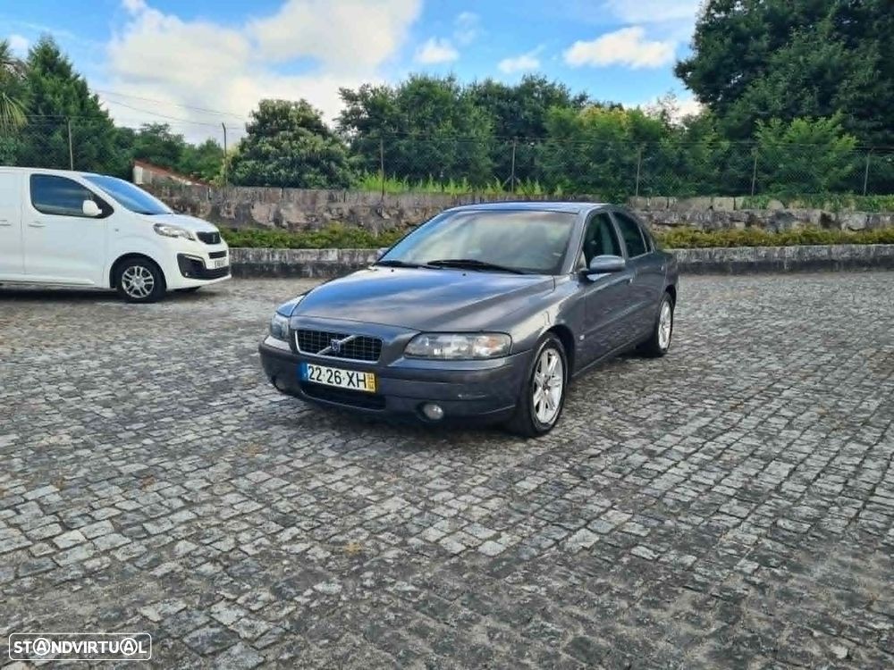 Volvo S60 2.4 D5 Nivel 3 - 2