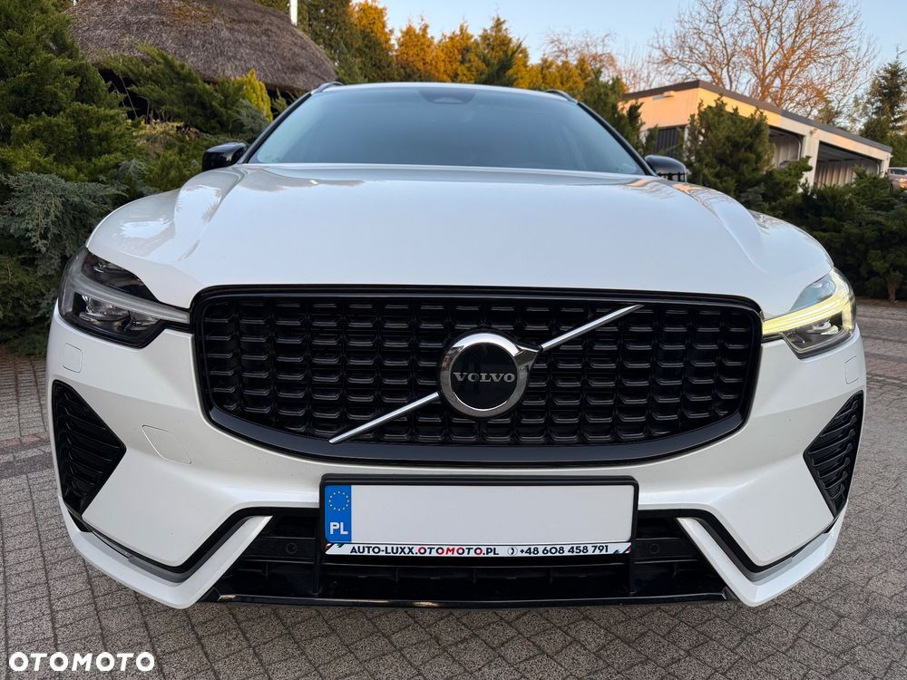 Volvo XC 60 B4 D Ultimate Dark - 4