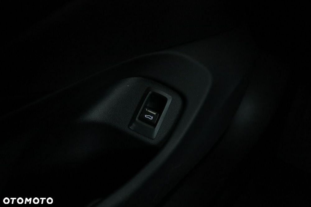 BMW Seria 5 520d mHEV M Sport - 29