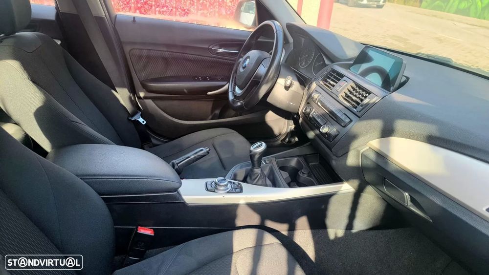 BMW 116 d Line Sport - 12
