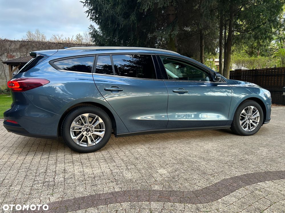 Ford Focus 1.0 EcoBoost mHEV Titanium X - 2