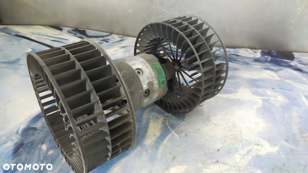 WENTYLATOR DMUCHAWA NAWIEWU BMW E34 BEHR 8390935 - 1