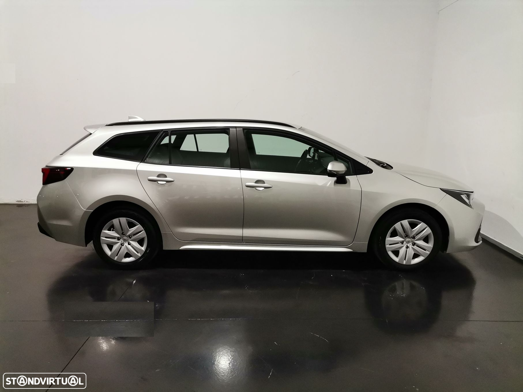 Toyota Corolla Touring Sports 1.8 Hybrid Active - 17