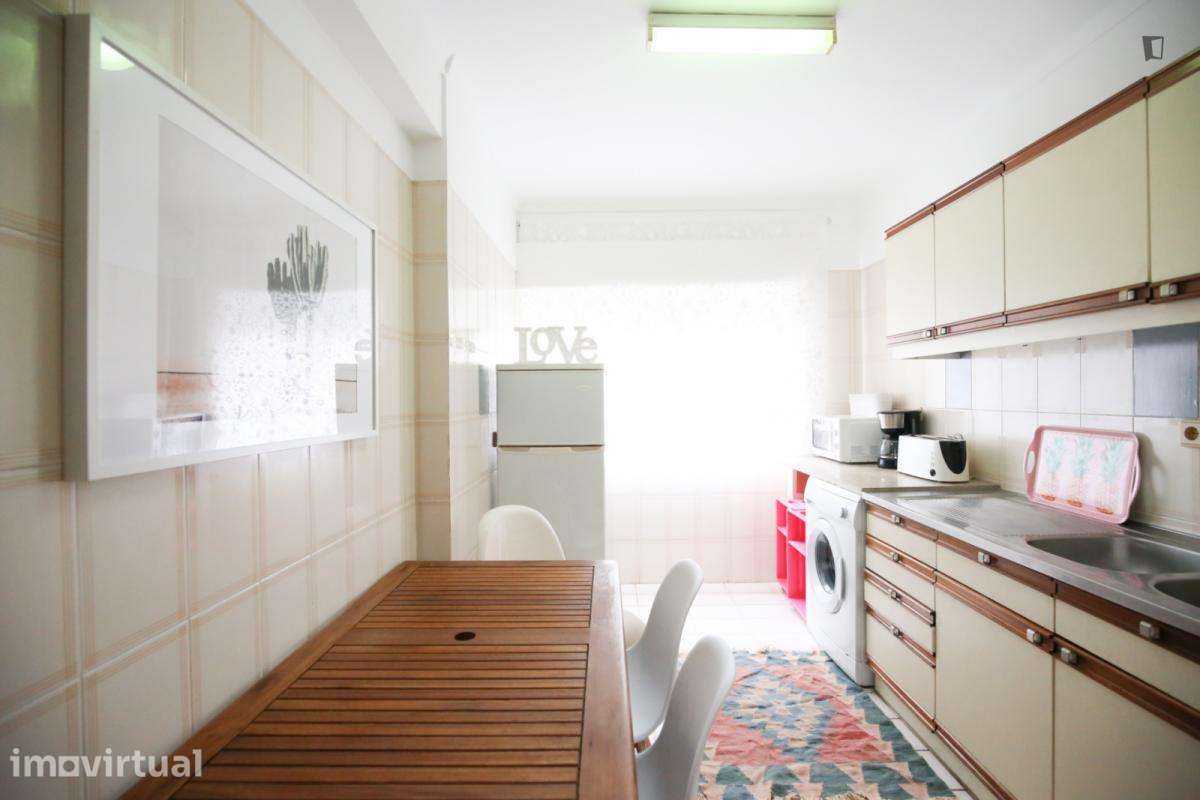 Apartamento com 1 quartos - localizado em Lisbon - Grande imagem: 3/32