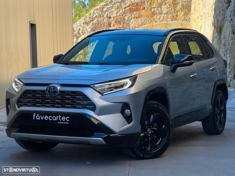 Toyota RAV4 2.5 HDF Black Edition - 29