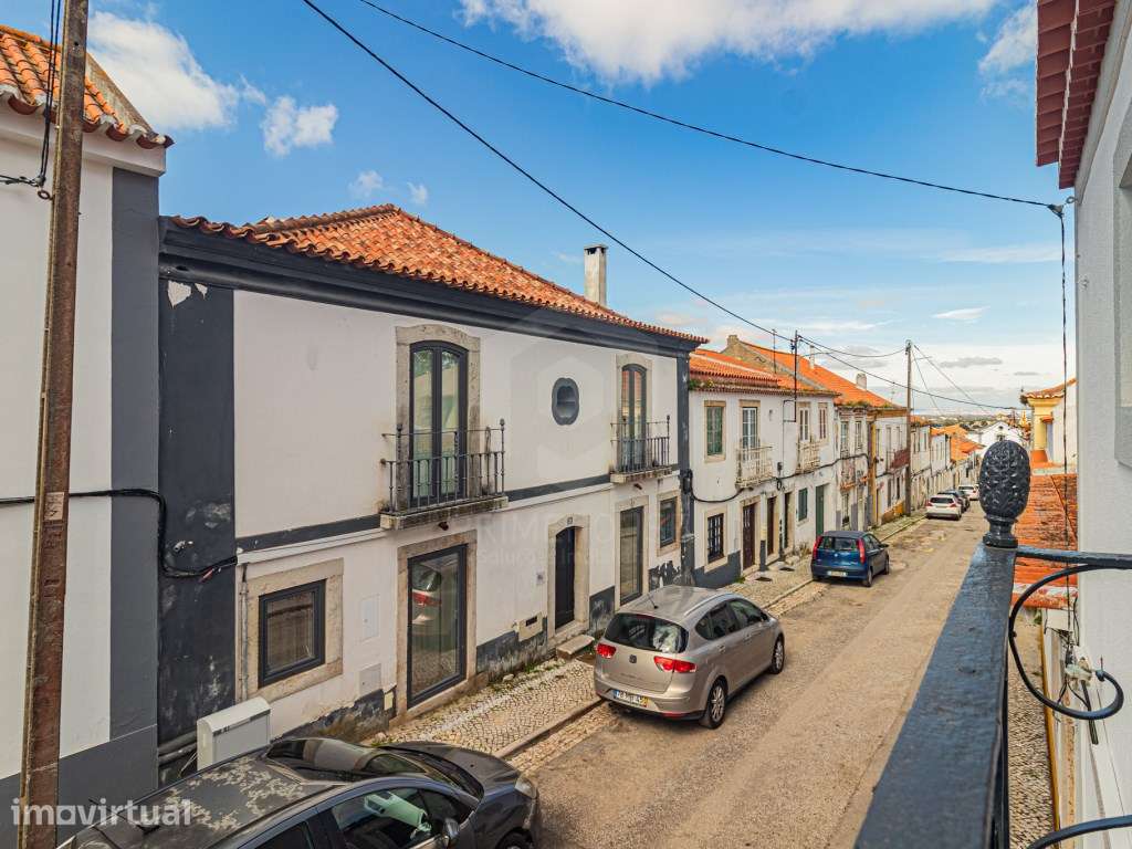 Apartamento T1 na zona histórica de Azeitão - Grande imagem: 2/23