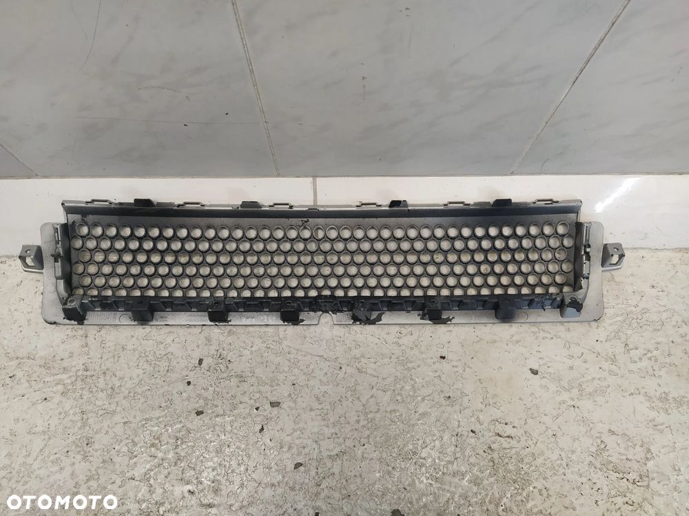 LAND ROVER DEFENDER II L663 GRILL ATRAPA CHŁODNICY ORYGINAŁ - 16