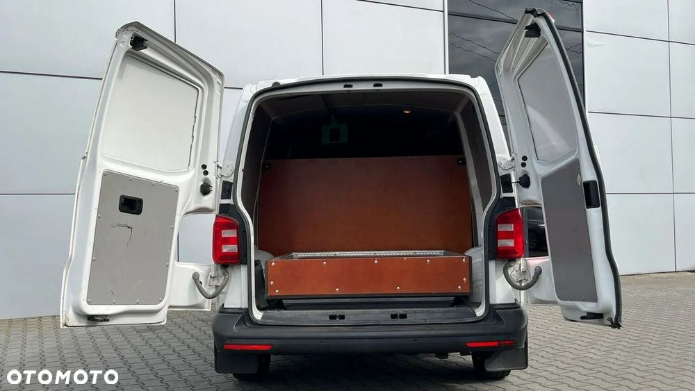 Volkswagen Transporter - 14