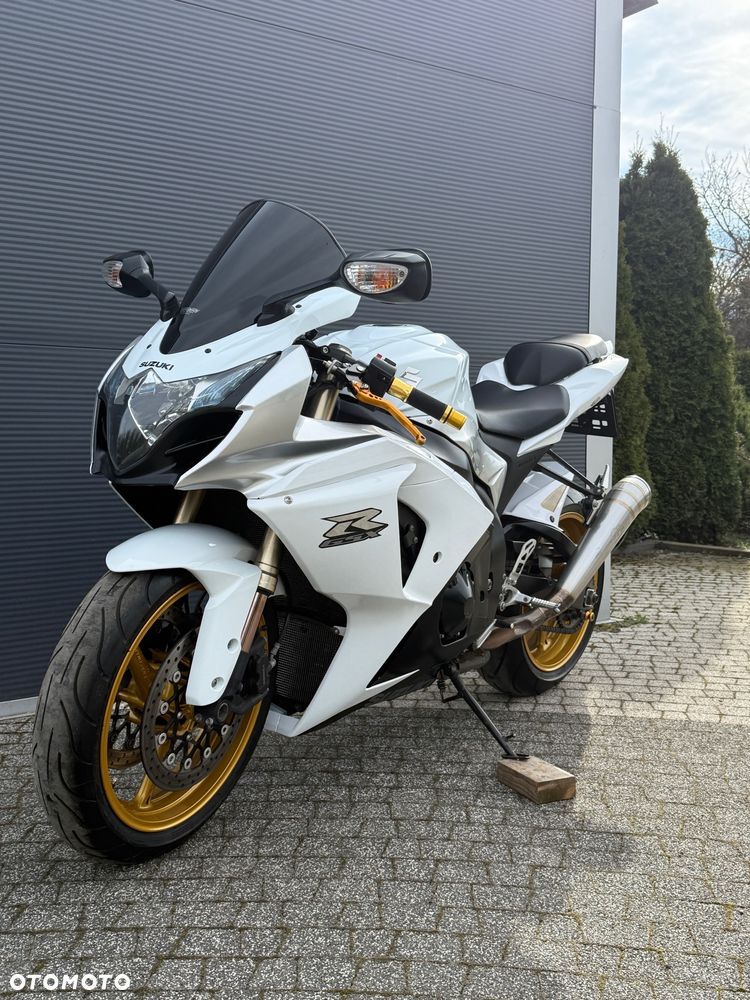 Suzuki GSX-R - 11