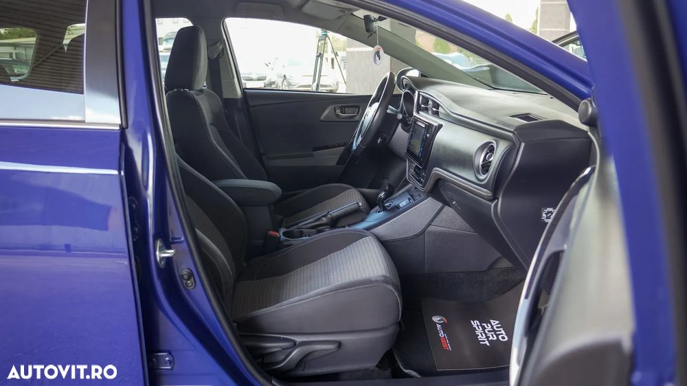 Toyota Auris - 24