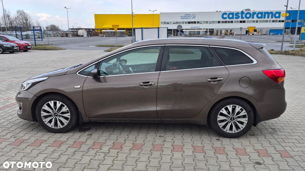 Kia Ceed 1.6 GDI Smart Plus DCT - 9