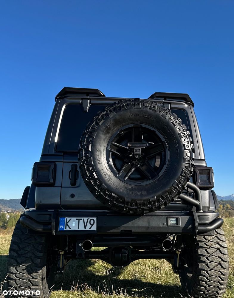 Jeep Wrangler - 19