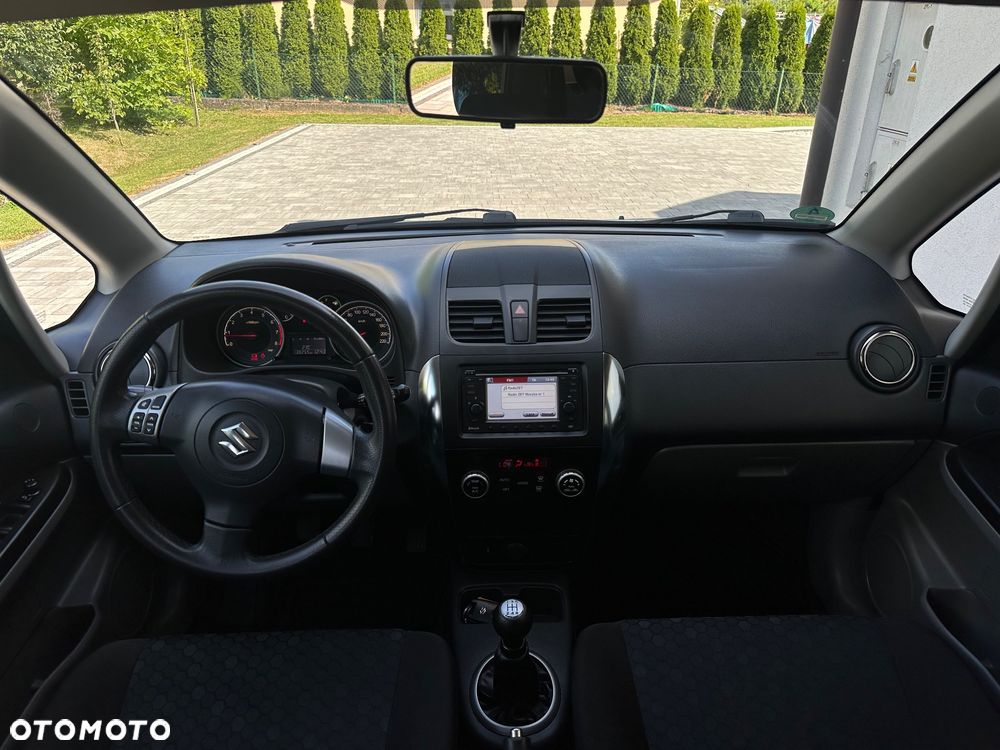 Suzuki SX4 Classic 1.6 VVT 4x4 Style - 5