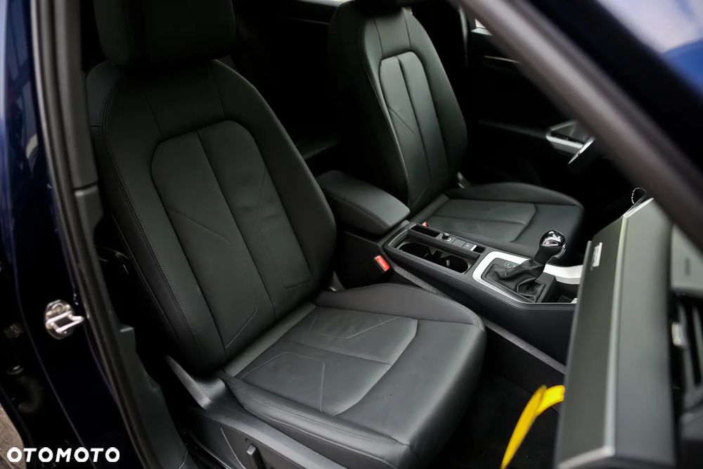 Audi Q3 TFSI Quattro S tronic - 24