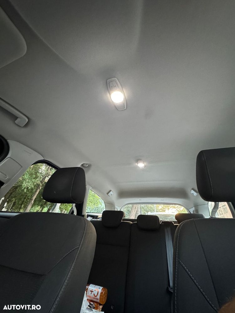 Ford Focus 1.5 TDCi Trend - 21