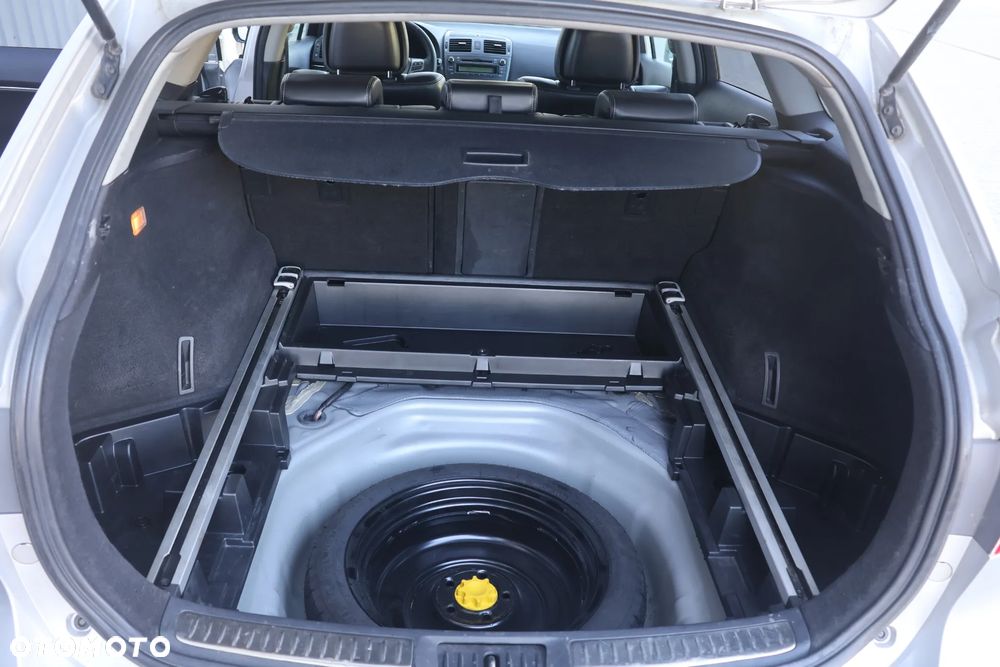 Toyota Avensis 2.0 D-4D Sol plus - 22