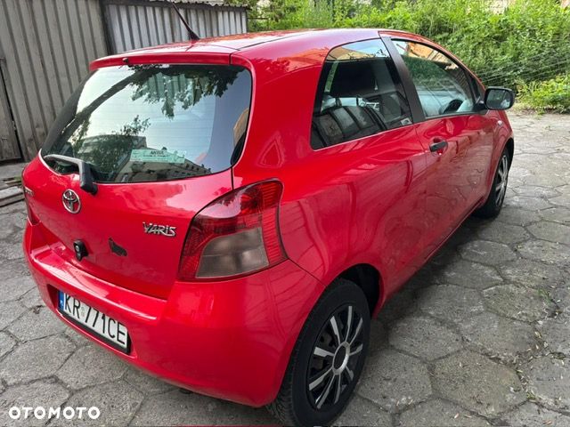 Toyota Yaris - 5